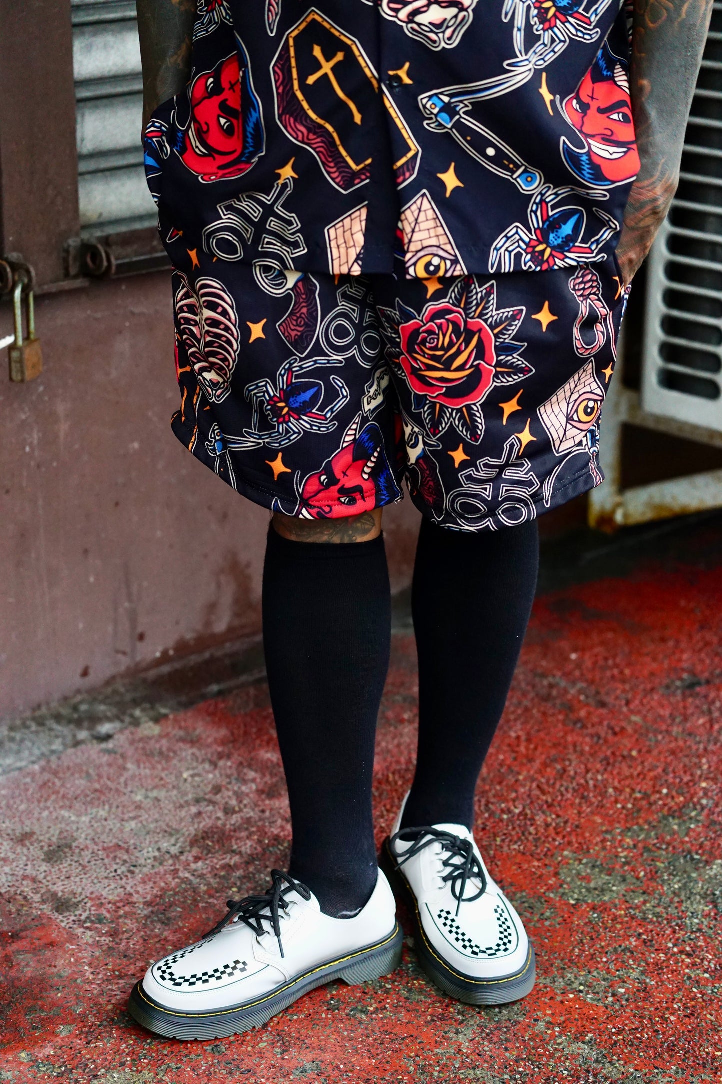 TRAD REVERSIBLE SHORTS