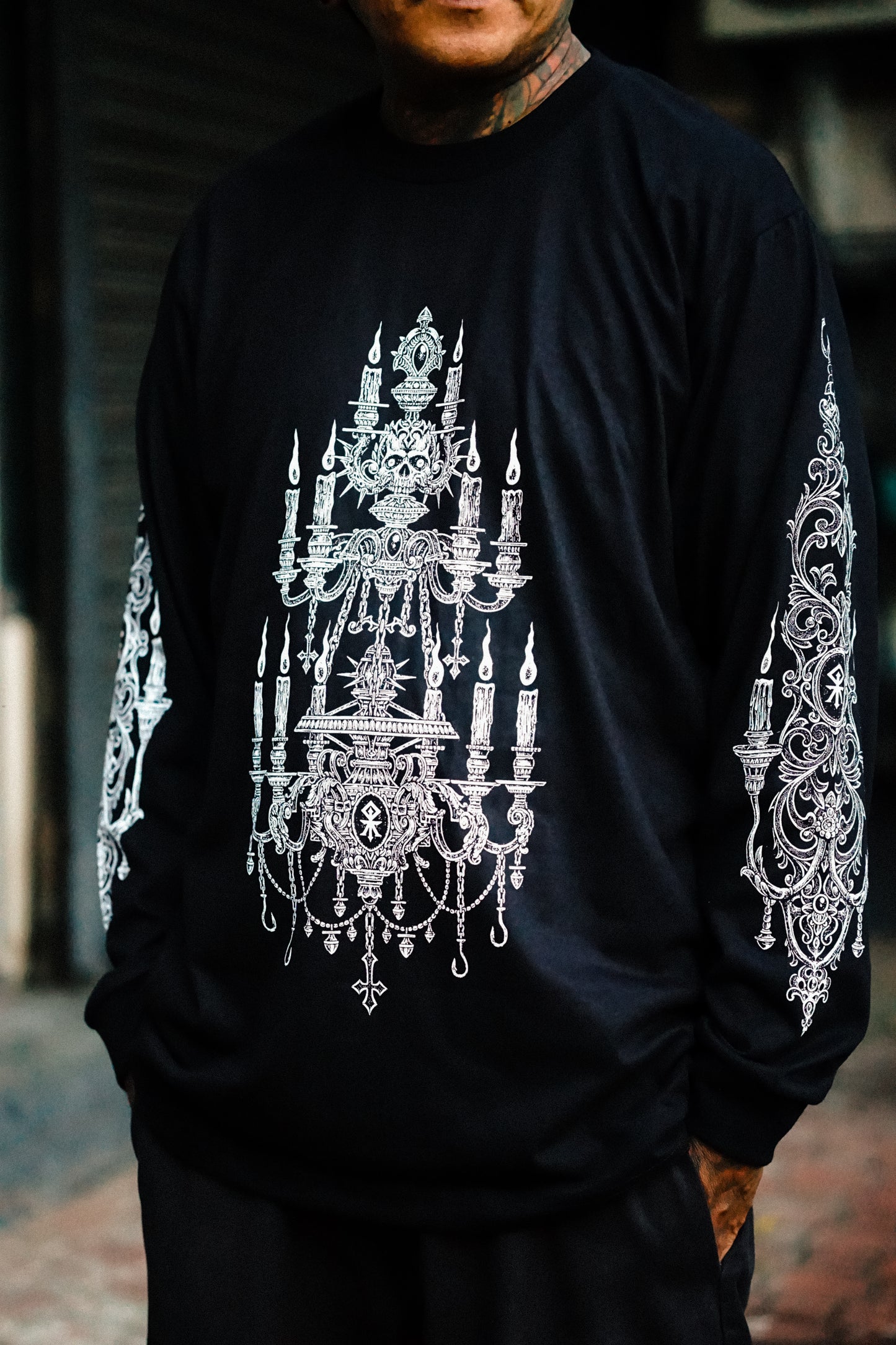 CHANDELIER LONGSLEEVES