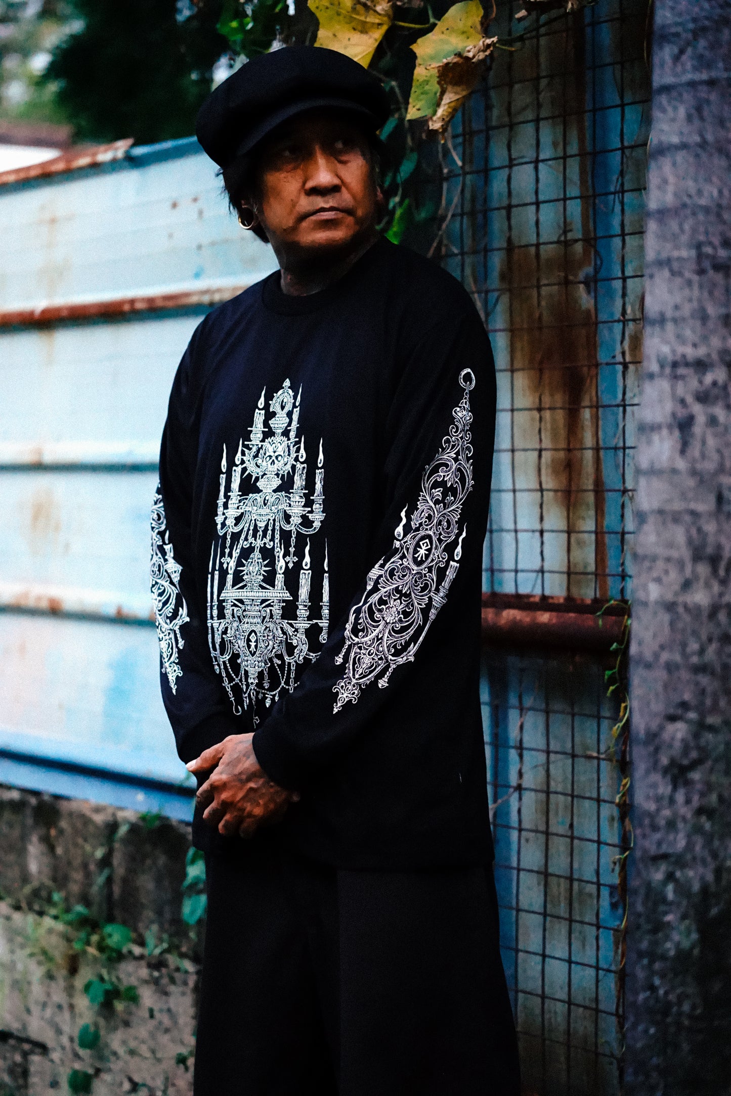 CHANDELIER LONGSLEEVES