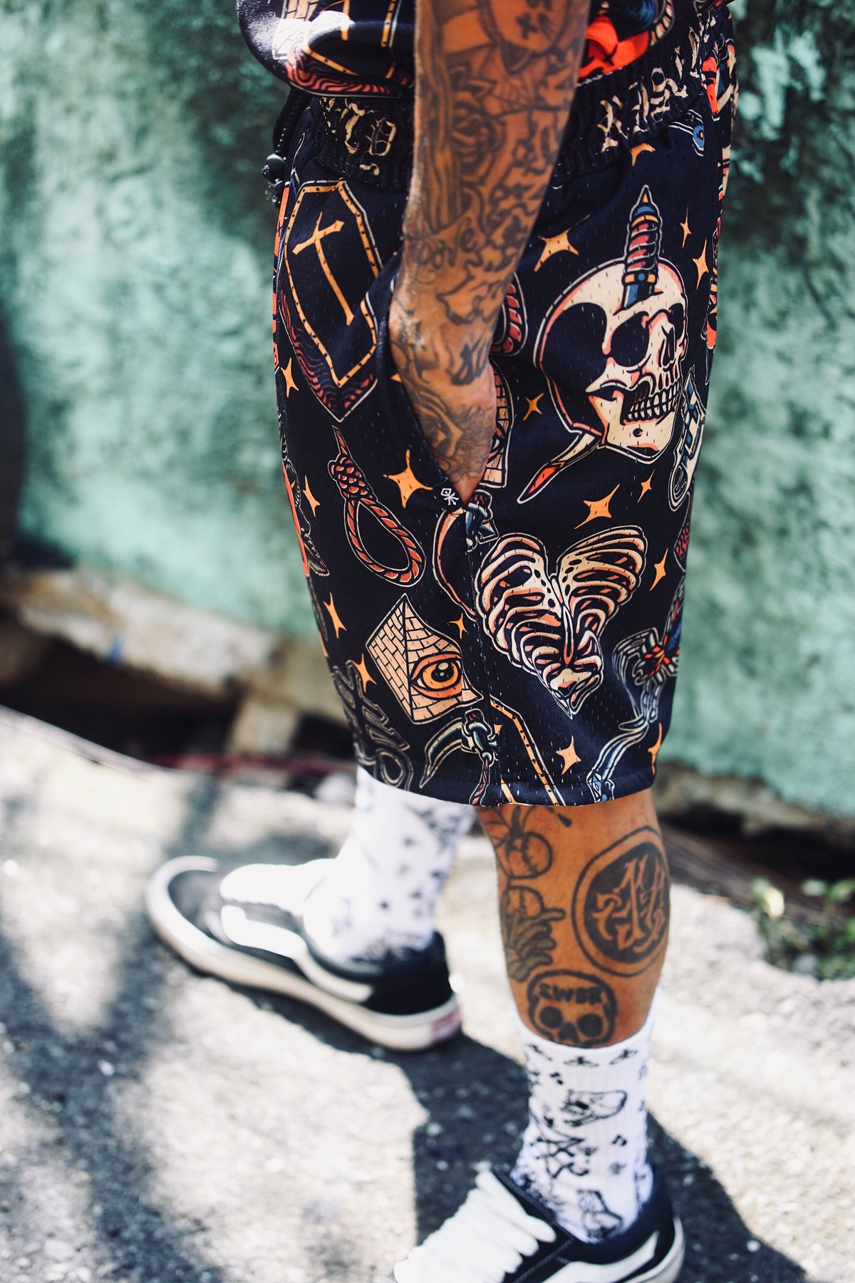 TRAD REVERSIBLE SHORTS