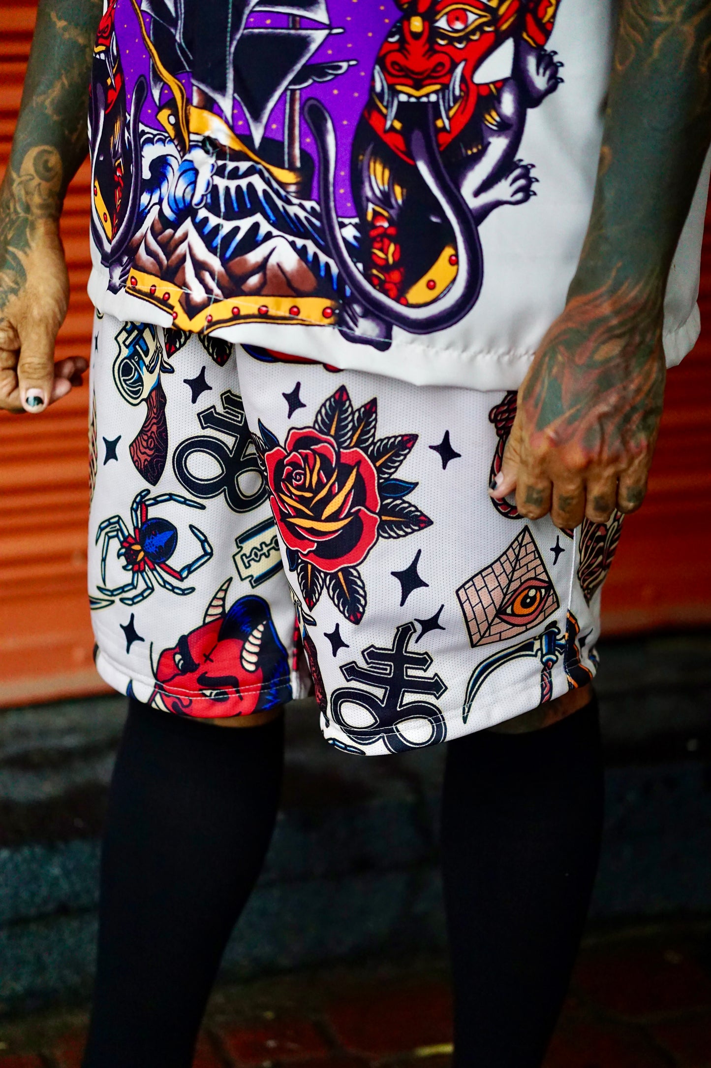 TRAD REVERSIBLE SHORTS