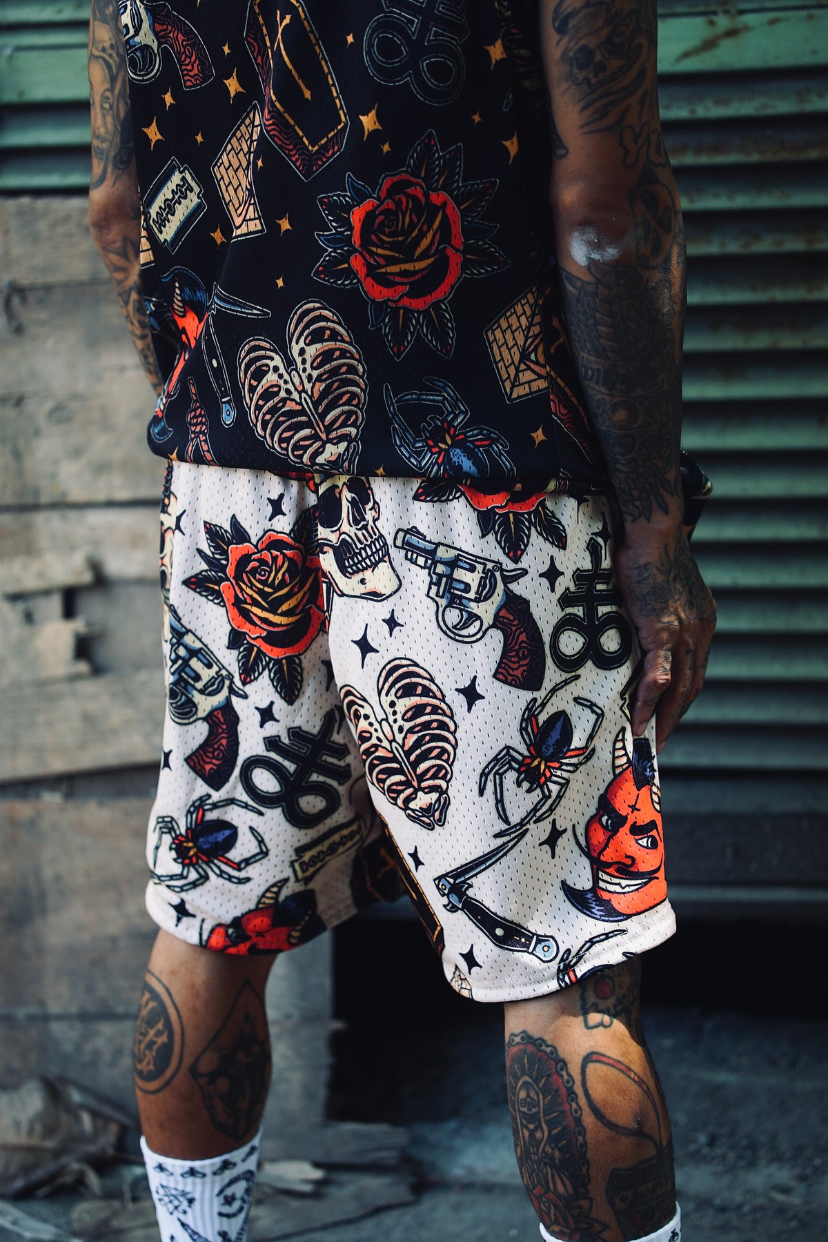 TRAD REVERSIBLE SHORTS