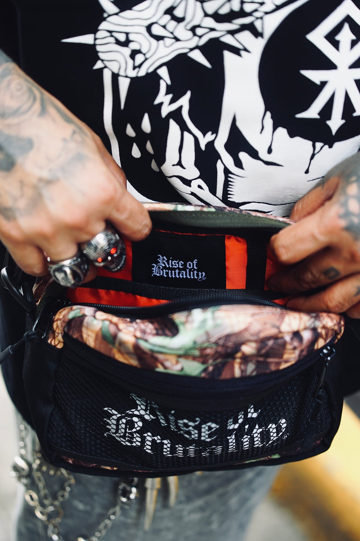REALTREE SLING BAG