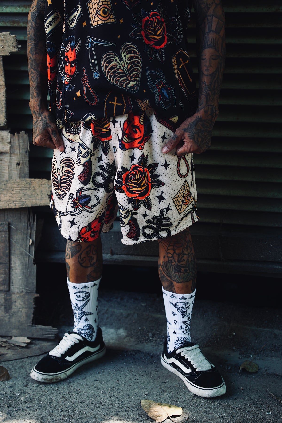 TRAD REVERSIBLE SHORTS